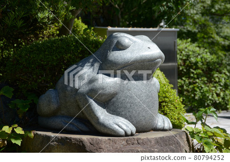 Ryosenji Temple Frog in front of Motoyamaji Office Nara City, Nara Prefecture 80794252