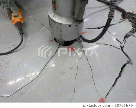 分離器施工方法、拆除工作、施工現場 分離器施工方法、拆除工作、施工現場 80795679
