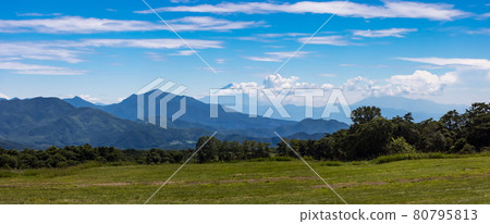 (Yamanashi Prefecture-Landscape Panorama) Scenery seen from Kiyosato Ranch 1 80795813