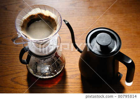 Why don't you make coffee with hand drip on holidays? 3 Why don't you make coffee with hand drip on holidays? 3 80795814