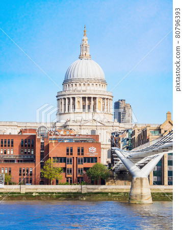 London Thames and St. Paul's Cathedral vertical position London Thames and St. Paul's Cathedral vertical position 80796393