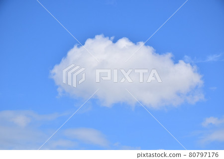 White clouds on which Son Goku rides White clouds flowing in the blue sky Goku clouds flowing fluffy White clouds on which Son Goku rides White clouds flowing in the blue sky Goku clouds flowing fluffy 80797176
