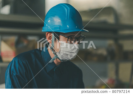 Factory worker Factory worker 80797214