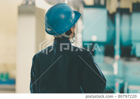 Factory worker Factory worker 80797220