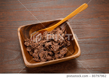 Chocolate flakes of chocolate confectionery 80797962