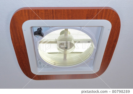 Camper equipment Ventilation fan Roof vent 80798289