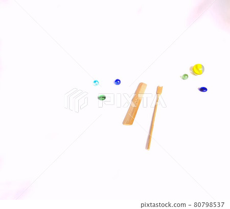 竹蜻蜓的形象 80798537