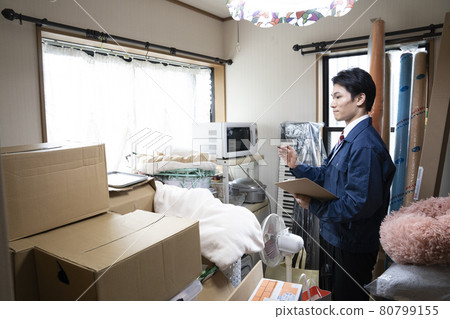 搬家的承包商人做搬家報價 80799155