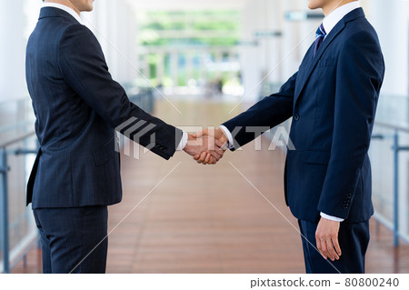 business people shaking hands business people shaking hands 80800240