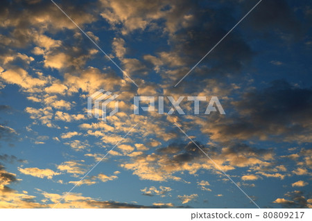 Hokkaido morning glow altocumulus Hokkaido morning glow altocumulus 80809217