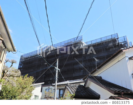 Condominium renovation work 80813375