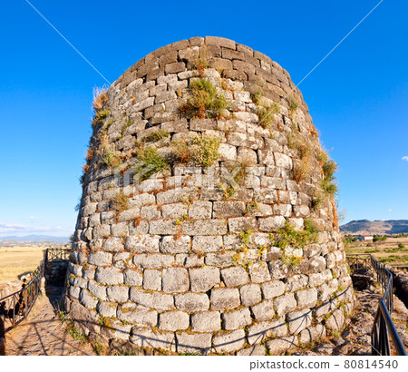 Nuraghe Santu Antine 80814540