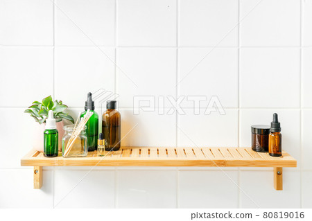 Sustainable cosmetics in a bathroom 80819016