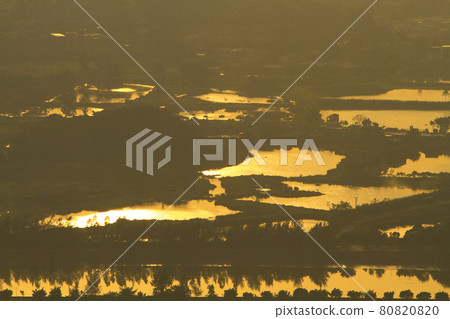 a view at Kai Kung Leng, fish pond of Nam Sang Wai, Yuen Long a view at Kai Kung Leng, fish pond of Nam Sang Wai, Yuen Long 80820820