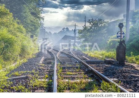 "Yamanashi Prefecture" A fantastic Kiyosato station surrounded by fog 80821111