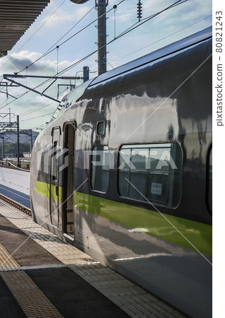 新幹線 100 系列 新山口慢車 JR West 新幹線 100 系列 新山口慢車 JR West 80821243