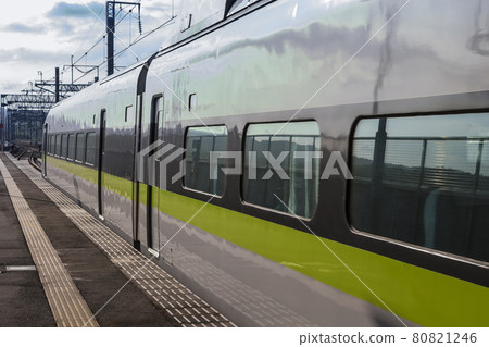 Shinkansen 100 series Shin-Yamaguchi local train JR West 80821246