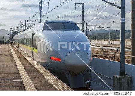 Shinkansen 100 series Shin-Yamaguchi local train JR West 80821247