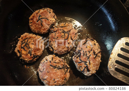 Bake tofu hijiki hamburger 80824186