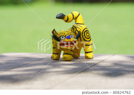 [2022 New Year's card material] Papier-mache tiger 80824762