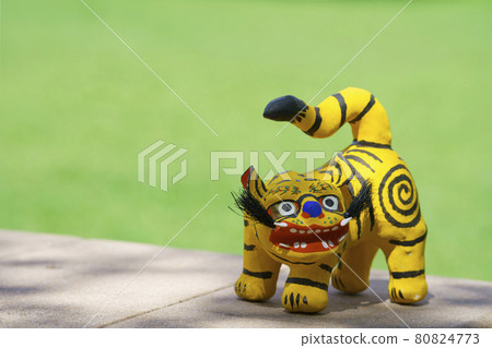 [2022 New Year's card material] Papier-mache tiger 80824773