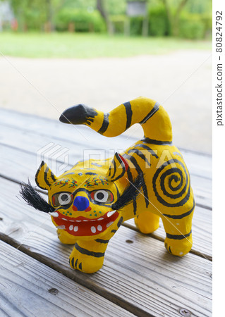 [2022 New Year's card material] Papier-mache tiger 80824792