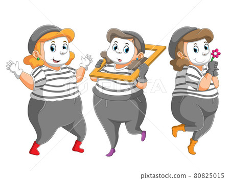 The collection of the fat women doing the pantomime with the different posing  80825015