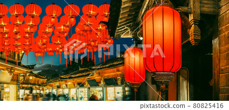 Chinese new year lantern in Lijiang old town ,China. 80825416