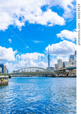 東京的都市風景 兩國橋周邊的風景 東京的都市風景 兩國橋周邊的風景 80829424