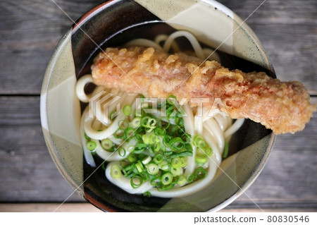 Sanuki udon to eat on the bench outside Sanuki udon to eat on the bench outside 80830546
