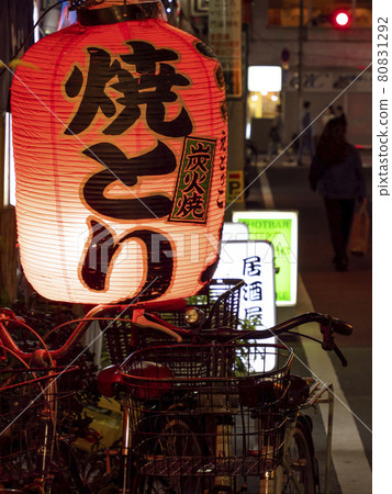 Restaurant lanterns and yakitori 80831292