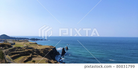 Sea	 80831799