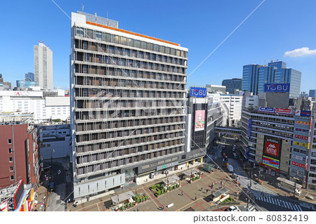 池袋站西入口 80832419