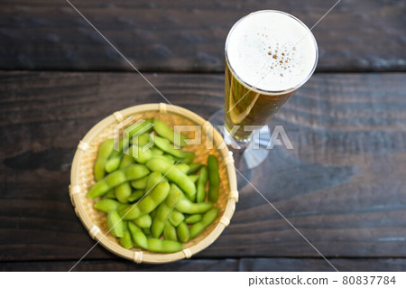 Full of edamame Full of edamame 80837784
