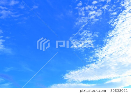 七月的捲雲 七月的捲雲 80838021