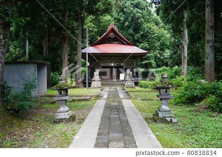 井水神社(新潟縣湯澤町),在神社的地板下自然生長的血吸蟲 井水神社(新潟縣湯澤町),在神社的地板下自然生長的血吸蟲 80838834