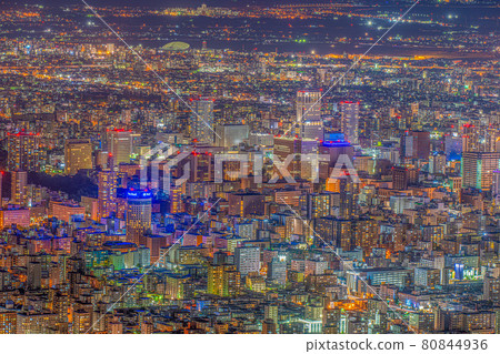 北海道札幌藻岩山夜景HDR城市景觀 80844936