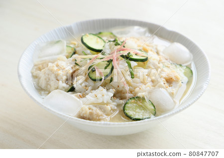 Chilled juice 80847707