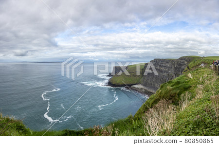 View over cliff line of the Cliffs of Moher in Ireland during daytime 80850865