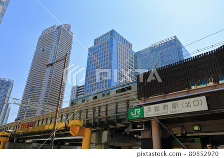 Cityscape of Hamamatsucho, Tokyo JR Hamamatsucho Station North Exit Cityscape of Hamamatsucho, Tokyo JR Hamamatsucho Station North Exit 80852970