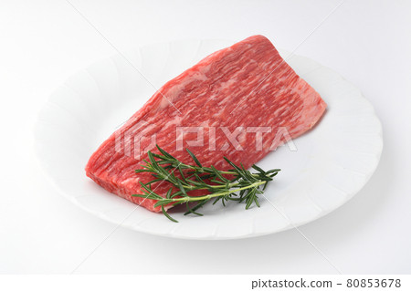 牛肉桃塊烤牛肉 牛肉桃塊烤牛肉 80853678
