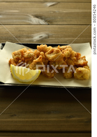 Deep-fried potatoes 80854246