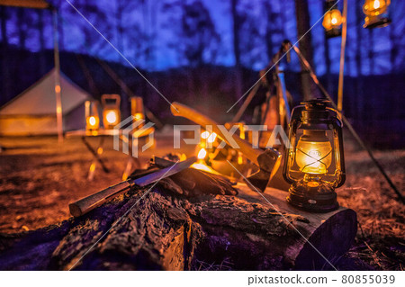 Bonfire and lantern 80855039