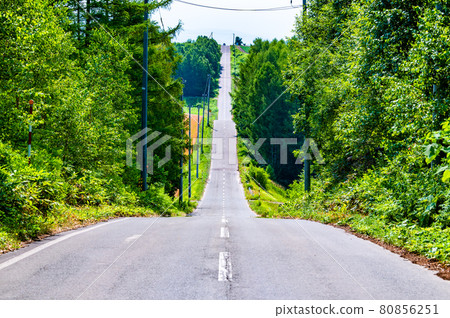 Asahikawa City, Hokkaido Up-down road of the real hill Asahikawa City, Hokkaido Up-down road of the real hill 80856251