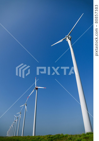 閃耀藍天的Otonrui風力發電站北海道 閃耀藍天的Otonrui風力發電站北海道 80857383