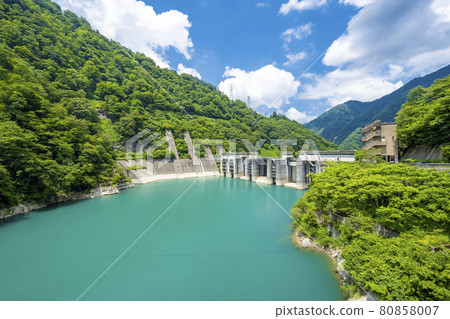Kurobe Gorge Lake Noduki and Unazuki Dam 80858007