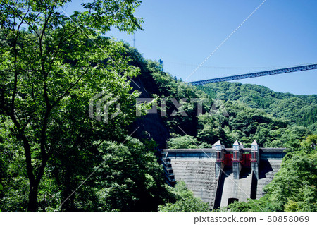 Ryujin Dam and Ryujin Big Suspension Bridge 80858069