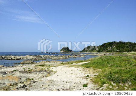 初夏的海邊 初夏的海邊 80860432