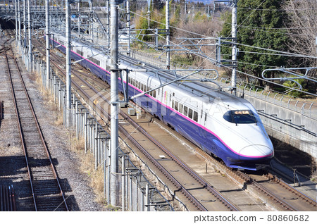 東北新幹線繩高原 JR 東 E2 系列 1000 系列 J70 編隊（新潟） Toki Tanigawa 80860682
