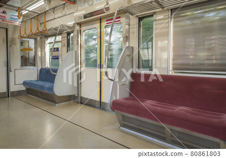 Keio Line bound for Shinjuku Fuchu Station Fuchu Station Home Car Seat Door 80861803